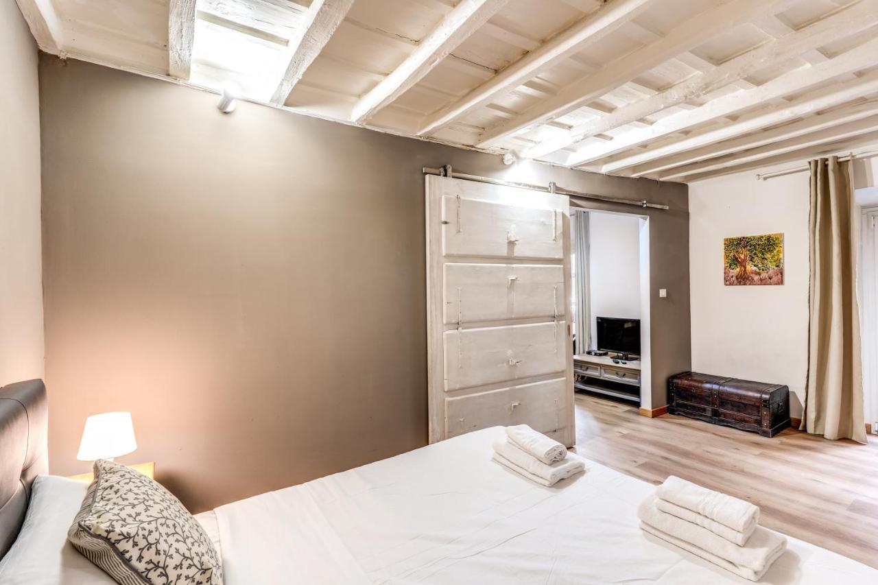 Lovely Spacious Apartment Near The Colosseum Rome Luaran gambar