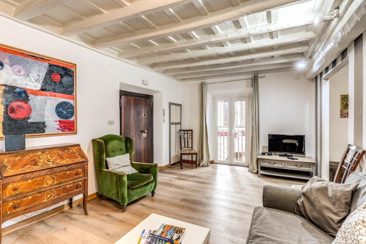 Lovely Spacious Apartment Near The Colosseum Rome Luaran gambar