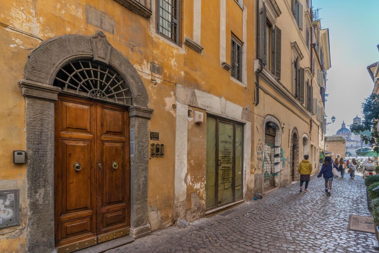 Lovely Spacious Apartment Near The Colosseum Rome Luaran gambar