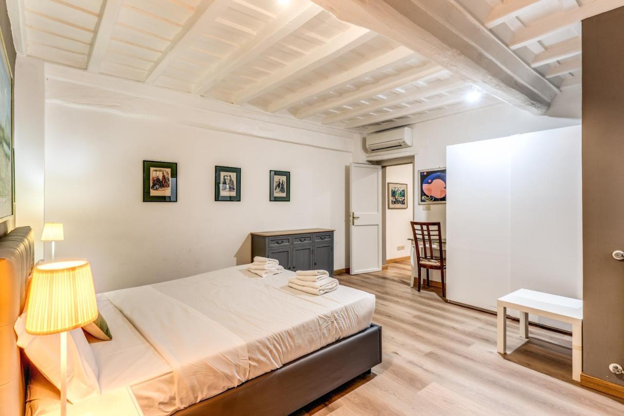Lovely Spacious Apartment Near The Colosseum Rome Luaran gambar
